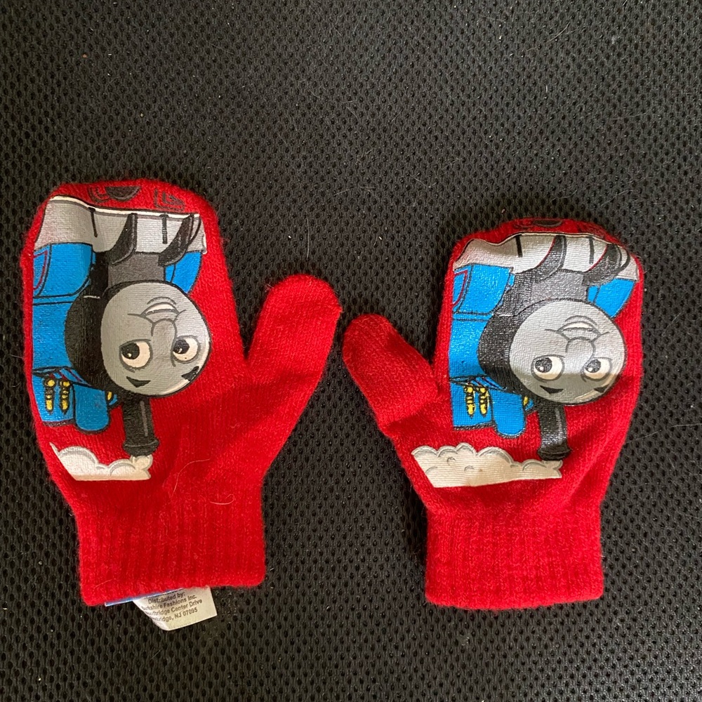 Thomas & Friends Red Kids Mittens